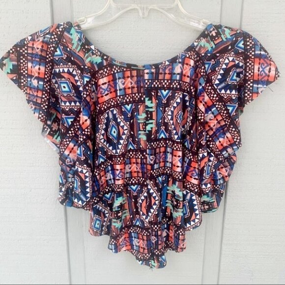 •-Reckless Heart Aztec Tribal Crop Top Ruffle F30 - Picture 5 of 7